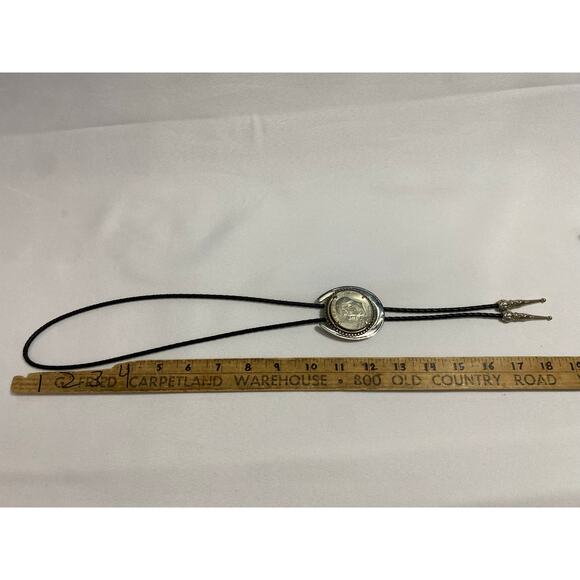 Vintage Eisenhower 1976 Bicentennial Coin Bolo Tie - Picture 4 of 8